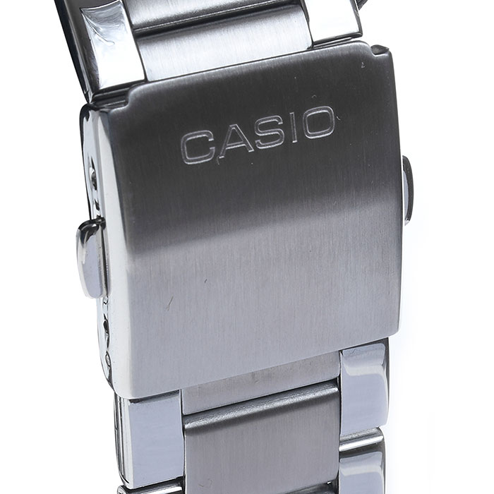 Reloj Casio Hombre Plata Hora Casual Munidal 50mm