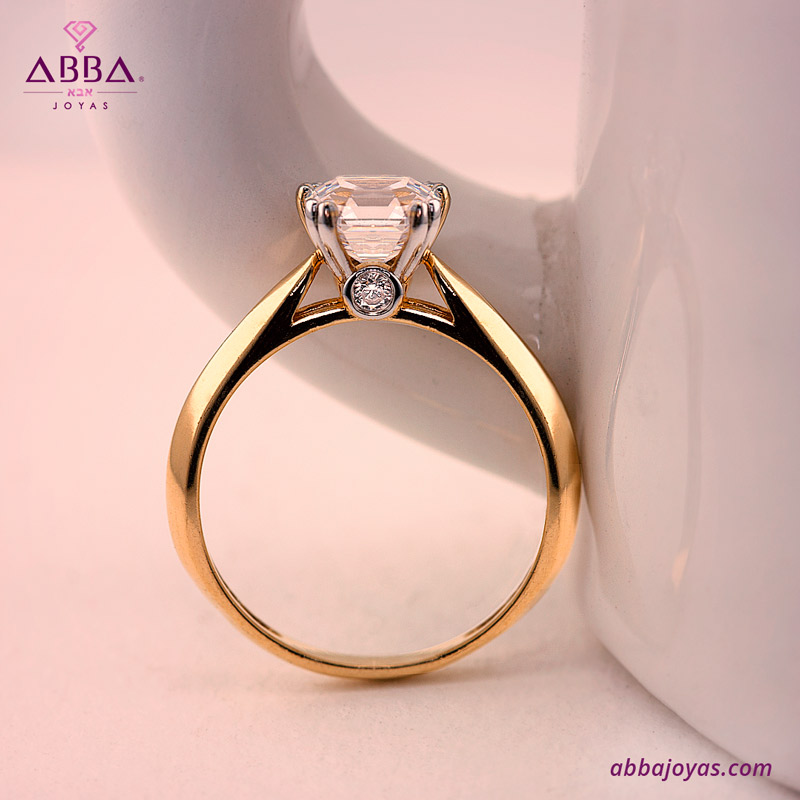 ANILLO DE COMPROMISO SOLITARIO ASSCHER ORO 14K ABBA JOYAS