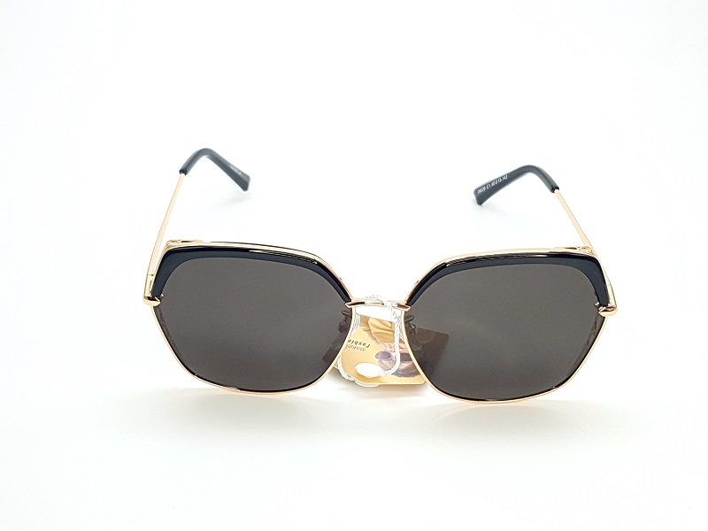 Lentes De Sol Marina D6028 Polarizados Negro/Dorado