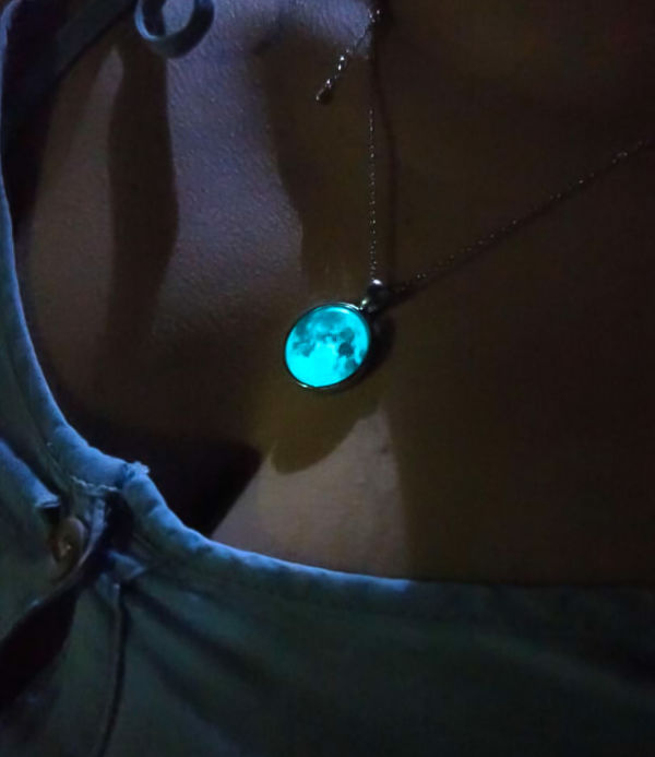 Collar luna de plata Brilla en la oscuridad ORIGINAL de Lujo / Ac, Inoxidable
