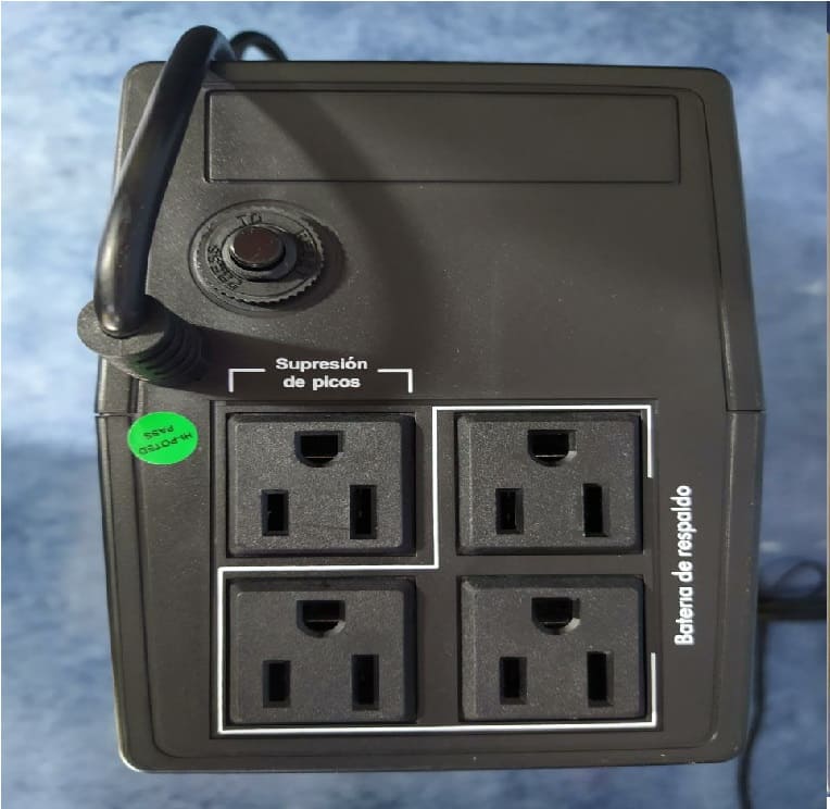 NO BREAK UPS 520VA 240W 4 CONTACTOS REGULADOR SUPRESOR DE PICOS RESPALDO PC LAP PANTALLA STAND BY