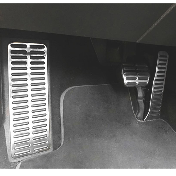 SET DE CUBRE PEDALES TRANSMISION AUTOMATICA COMPATIBLES CON VOLKSWAGEN JETTA MK6 2010 A 2018