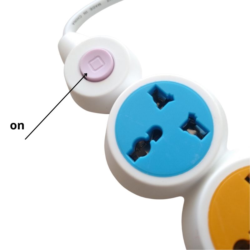 Multicontacto Universal 3 Contactos 3 Puertos USB, LPB, Cable 1.5m -Colores