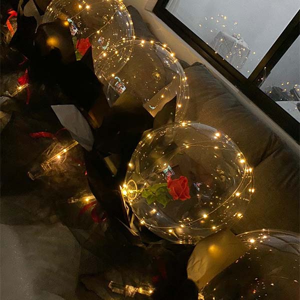 Globo De Cristal con Luz Led Ambar Arreglo Elegante Flor Rosa