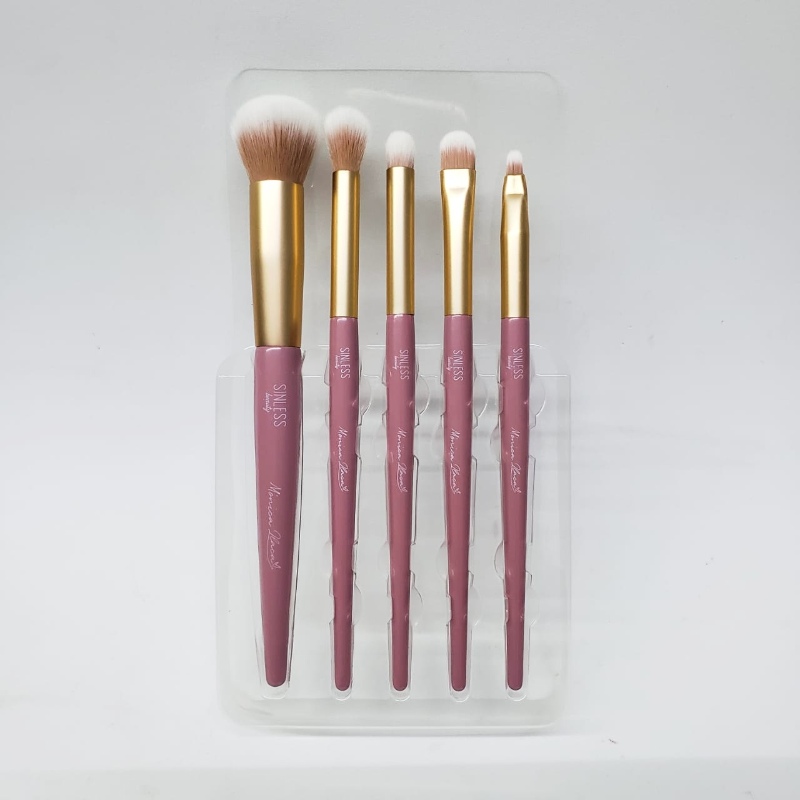 SET DE BROCHAS SINLESS BEAUTY MONICA LLACA + Regalos