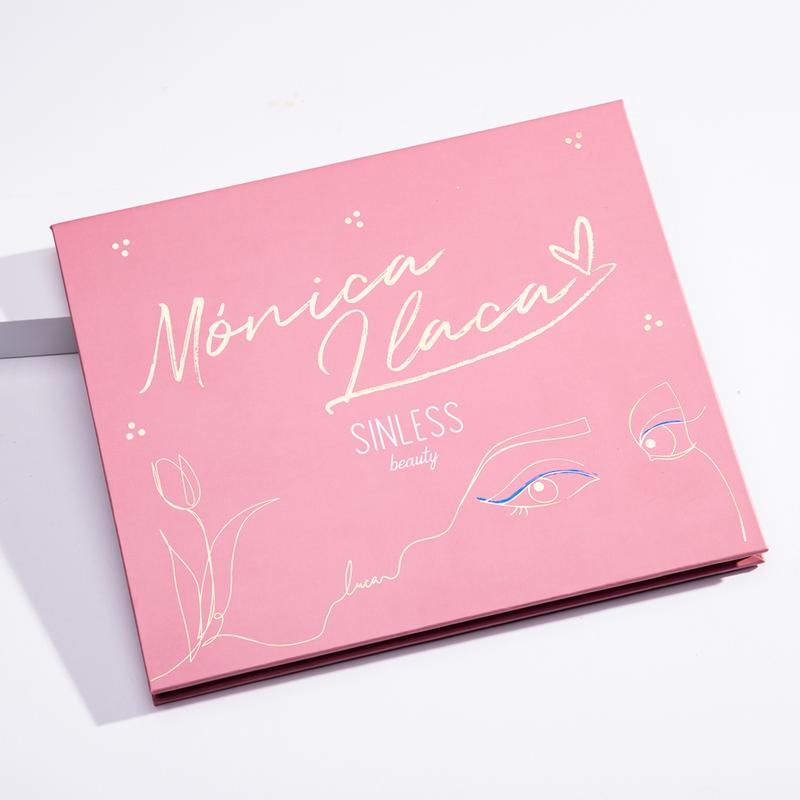 Paleta de sombras Sinless Beauty Monica Llaca + Brocha de regalo