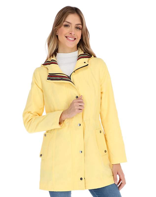 Gabardina ligera y empacable T80772