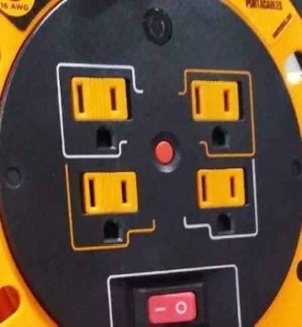 Extension Electrica Retractil Carrete 10 Mts 4 Cont Uso Rudo Color GRIS