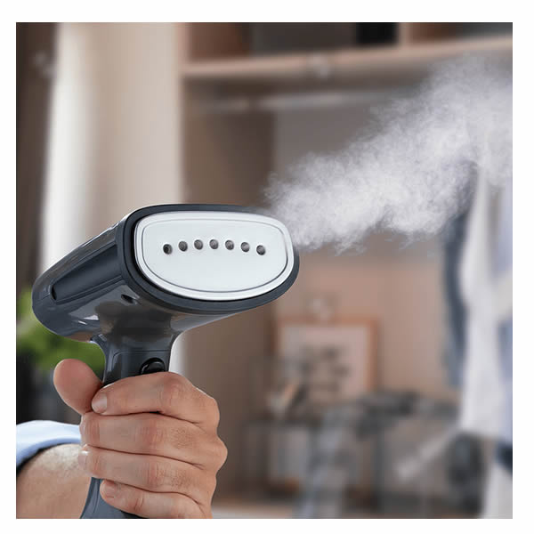 Plancha de Vapor Vertical Oster GCSTES100 - Negro