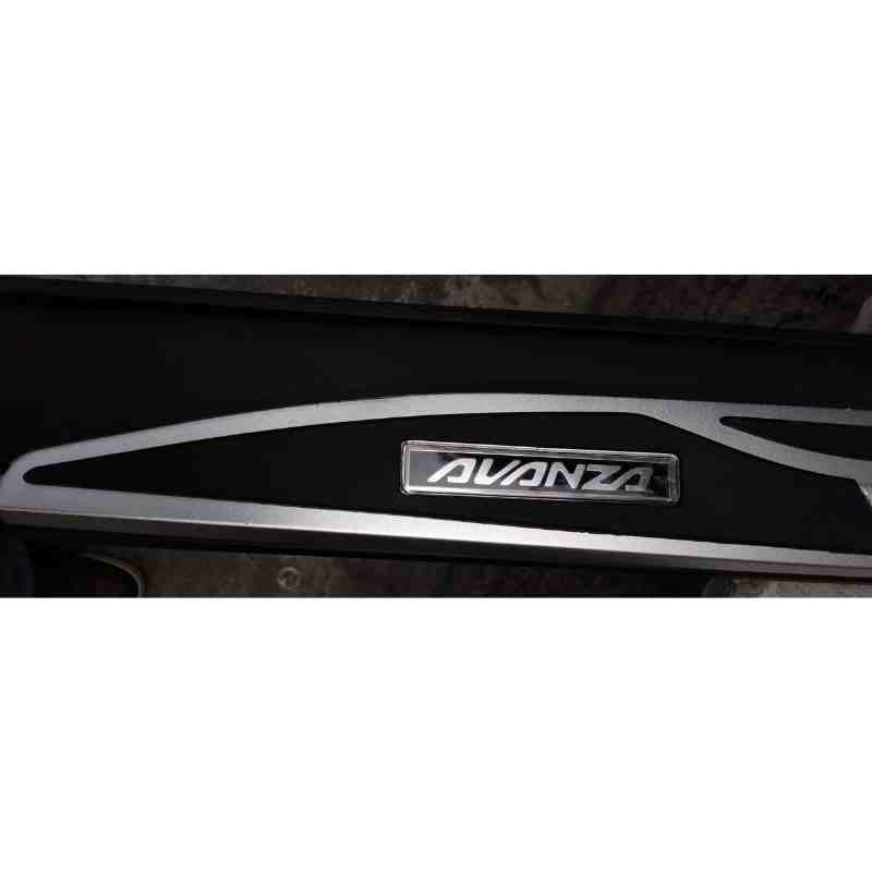 Estribos Premium Para Toyota Avanza 2016-2020.