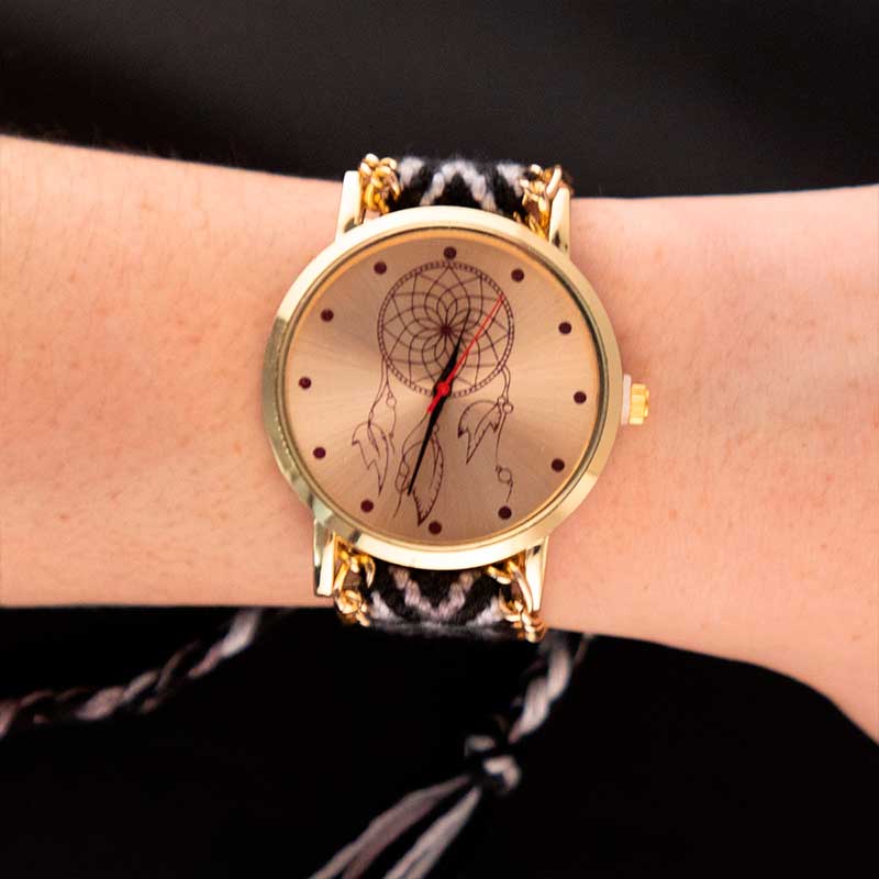 Reloj Para Dama Artesanal Pulsera De Tela Tejida A Mano Blanco Con Negro Y Gris