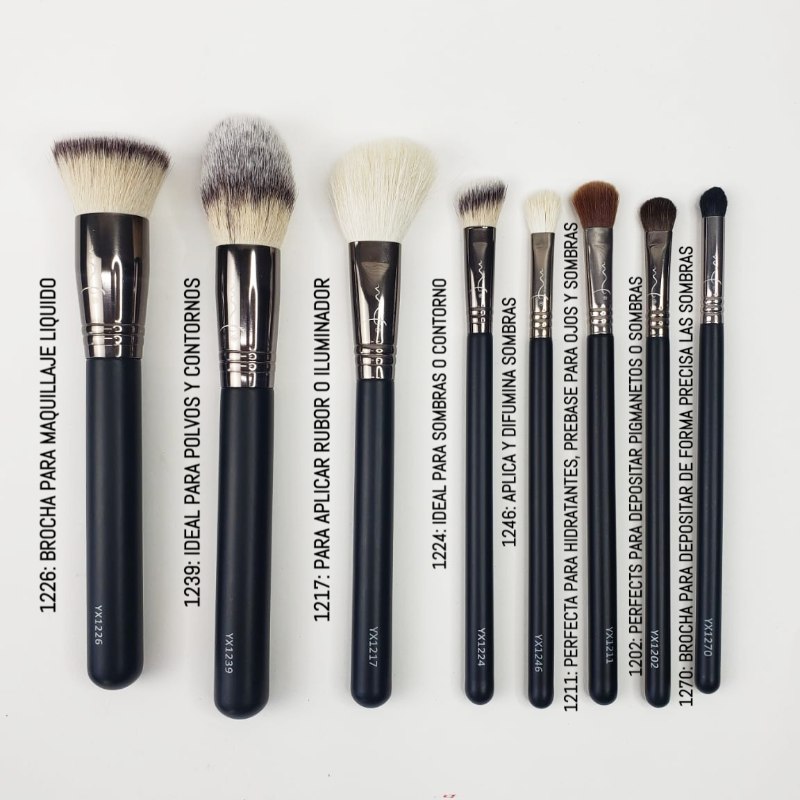 Set 8 Brochas para maquillaje Marifer Cosmetics + Cosmetiquera 