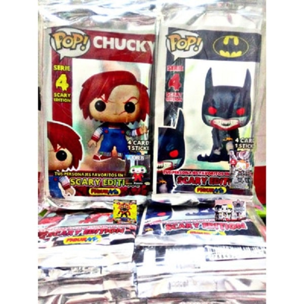 PAQUETE CON 50 SOBRES DE FUNKO SERIE 4 SCARY EDITION