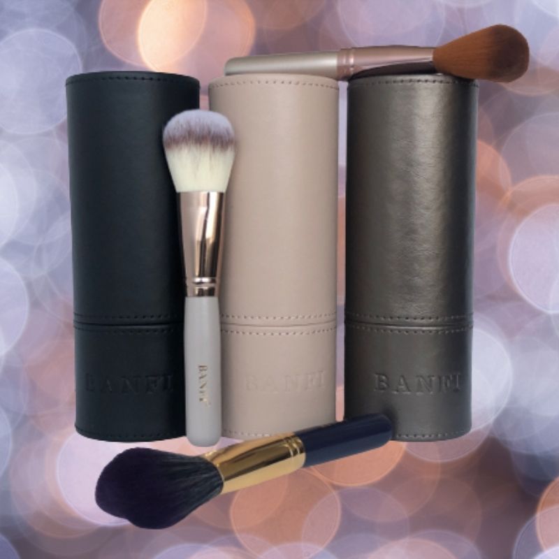 SET JUEGO PROFESIONAL DE BROCHAS PARA MAQUILLAJE TUBO 7 PZ