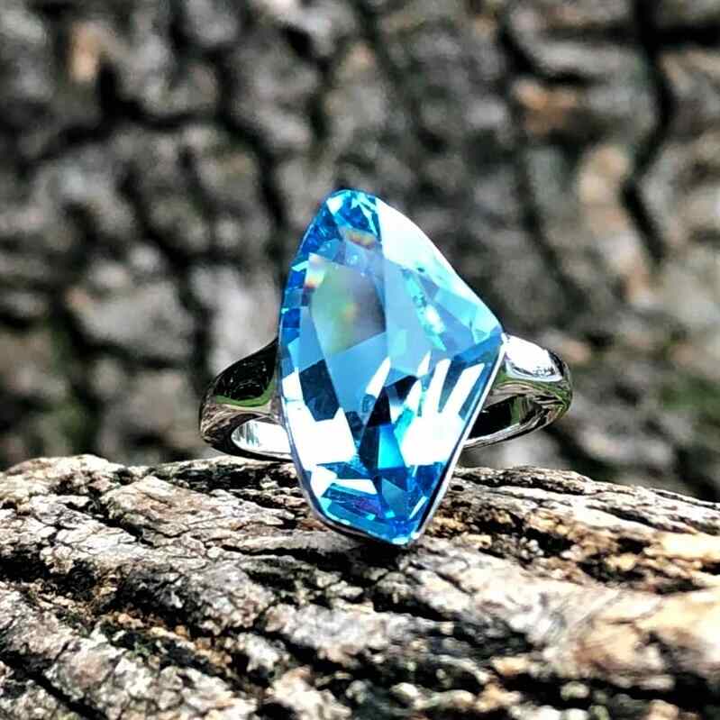 Anillo Cristal Swarovski Azul Celeste Baño Rodio Farcelli Jewelry INCLUYE CAJA PARA REGALO