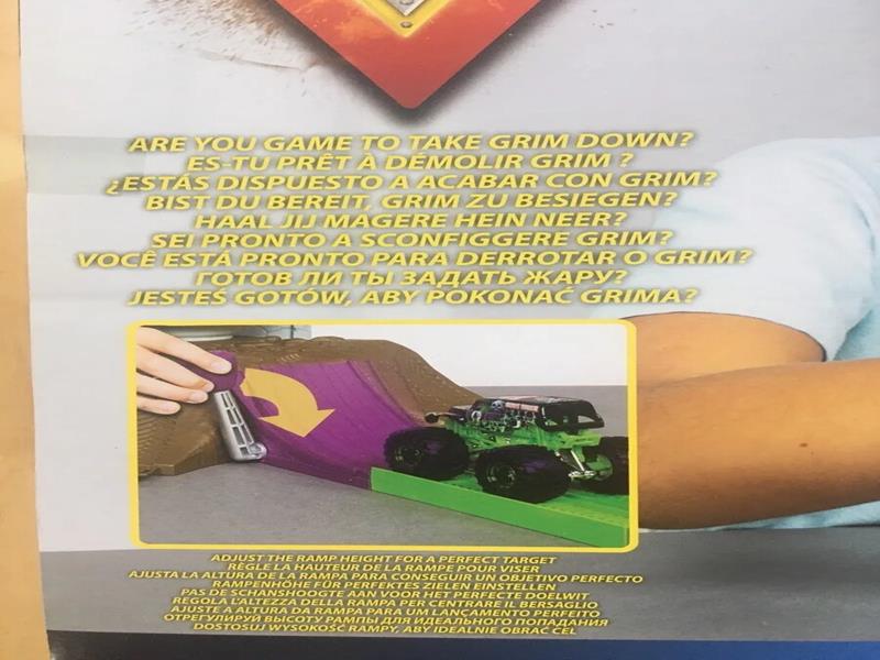 Monster Jam  Pista Grave Digger Grim Take Down