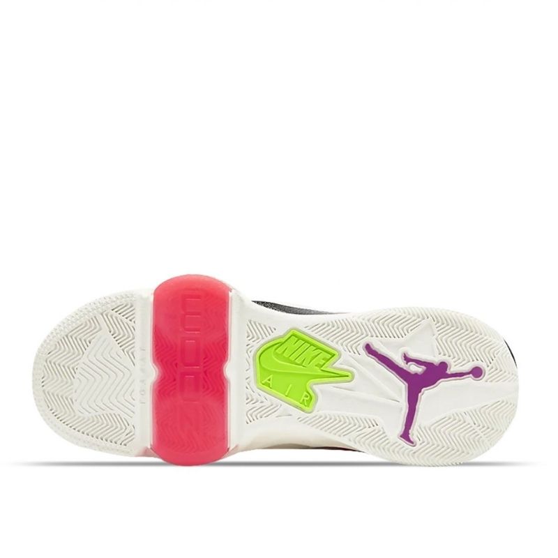 Tenis Jordan Zoom 92 White Flash Crimeson Para Mujer