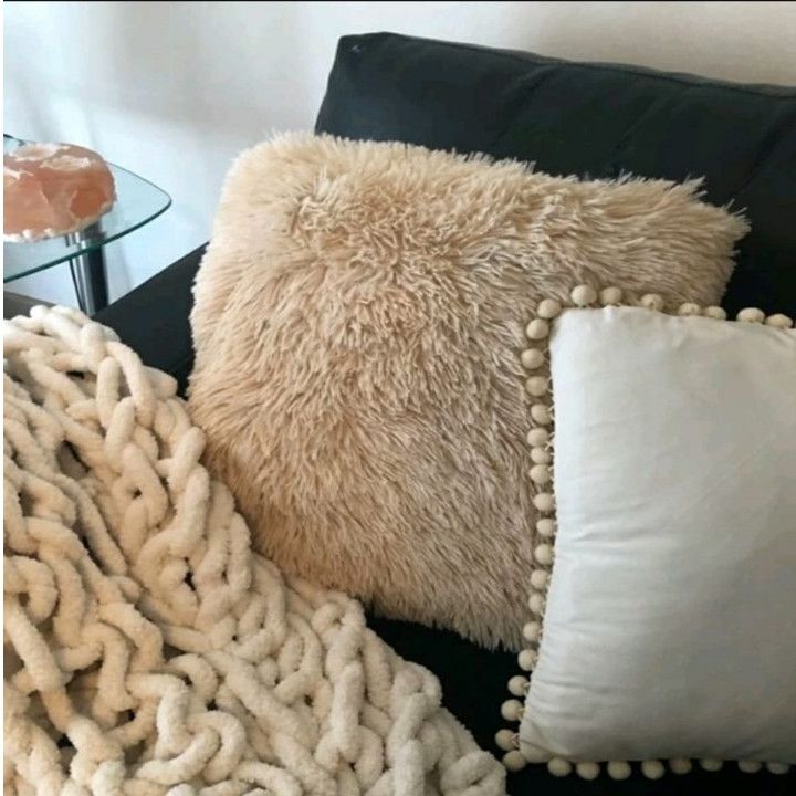 Cojín Decorativo Peludo tipo peluche 45X45CM, Felpa Suave para la decoración de salas, oficina o recamara
