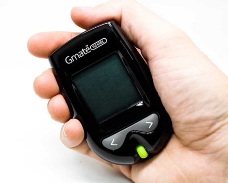 Kit Glucómetro Gmate Wheel Con 5 Piezas