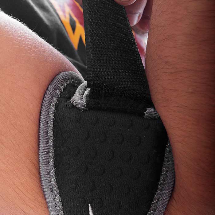 Codera NIKE TENNIS/GOLF ELBOW BAND