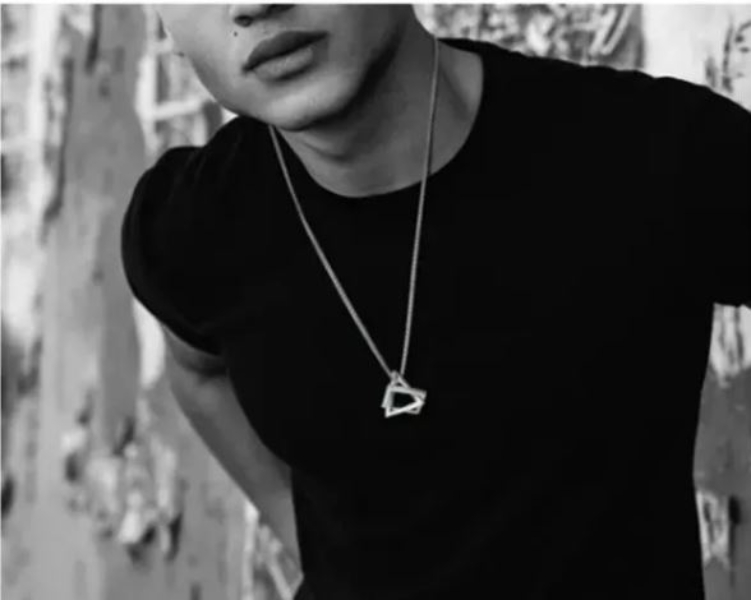 Collar Hombre Dije Triángulo Cuadrado Minimalista Regalo