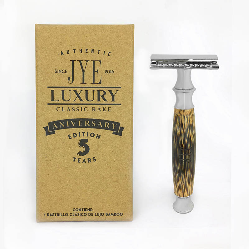 Rastrillo Clásico Apertura Mariposa Doble Filo con Mango de Bambú Elegante con 3 cuchillas de repuesto JYE