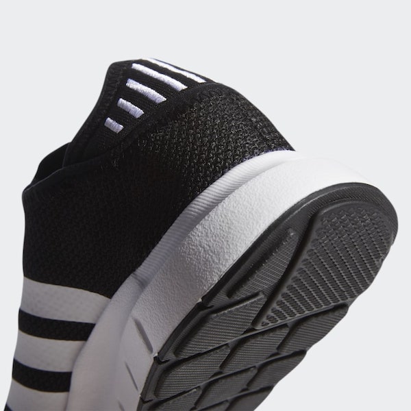 Tenis Adidas Swift Run X - Negro