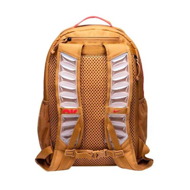 MOCHILA BACKPACK PARA CABALLERO COLOR MOSTAZA NIKE UTILITY HEAT 4790