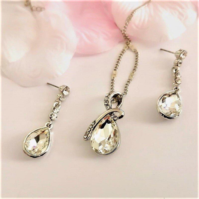 Set Colgante con Cristales Swarovski Baño Rodio Farcelli Jewelry INCLUYE CAJA PARA REGALO