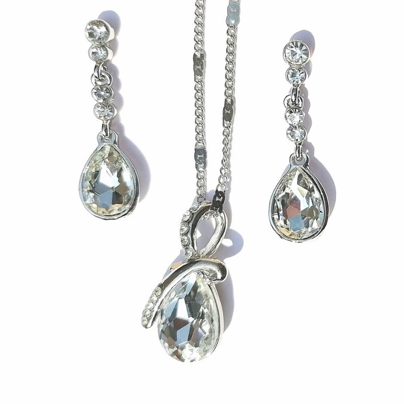 Set Colgante con Cristales Swarovski Baño Rodio Farcelli Jewelry INCLUYE CAJA PARA REGALO