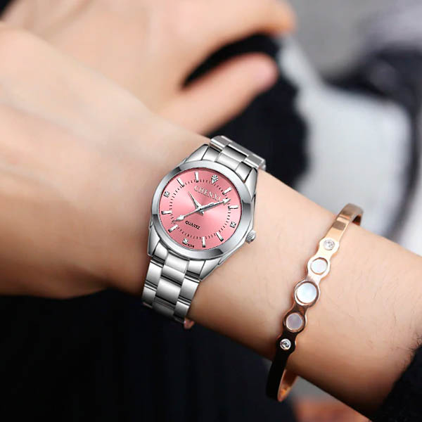 Chenxi, Reloj para Mujer, Análogo, Dama, Ajustable, 3 ATM, Diseño Único, Brilla, Movimiento de Cuarz Plateado 25 mm