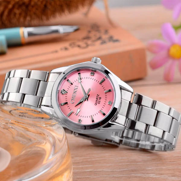 Chenxi, Reloj para Mujer, Análogo, Dama, Ajustable, 3 ATM, Diseño Único, Brilla, Movimiento de Cuarz Plateado 25 mm