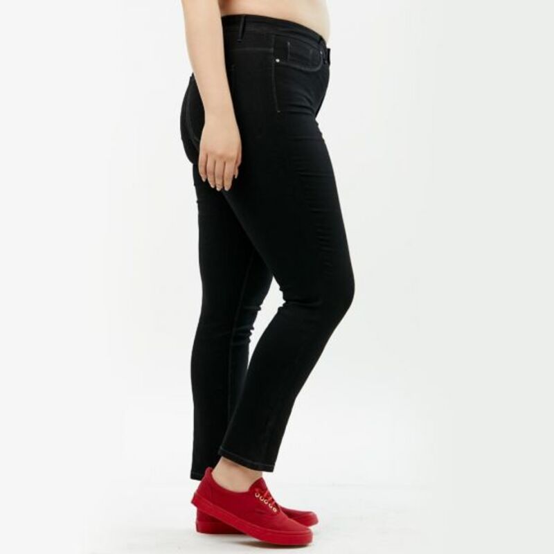 Jeans Para Mujer Tallas Extras Curvy Color Negro 640