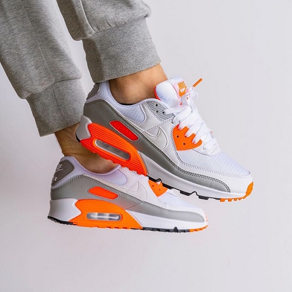 TENIS NIKE AIR MAX 90 HYPER ORANGE (CT4352-103)
