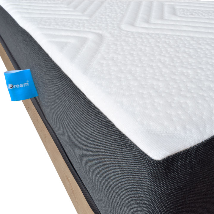 Colchón en caja uDream Modelo Kool con Memory Foam Queen Size.