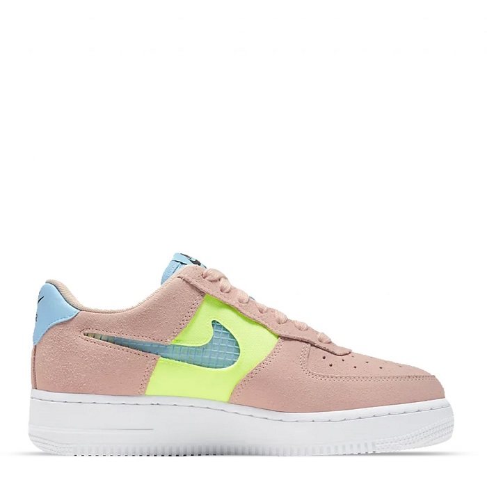 TENIS NIKE AIR FORCE 1 '07 CORAL CON VERDE (CJ1647-600)