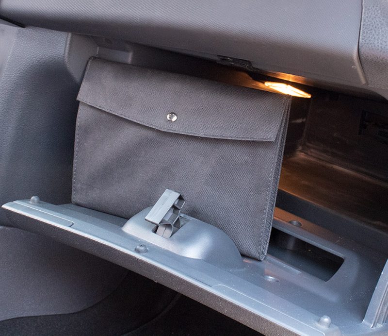 Estuche Porta documentos Tela con Broche WOTEC