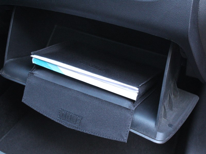 Estuche Porta documentos Tela con Velcro WOTEC