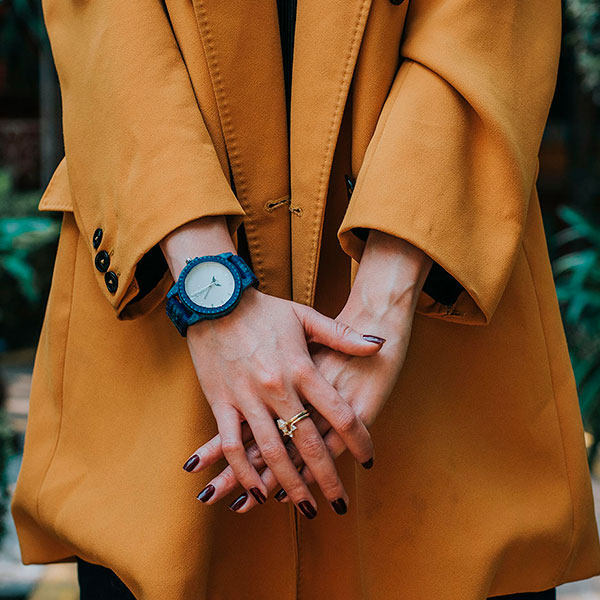 Reloj Alebrije by Tonas Wood Unisex Color Azul Tres Cielos 