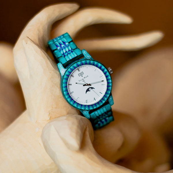 Reloj Alebrije by Tonas Wood Unisex Color Turquesa Nova
