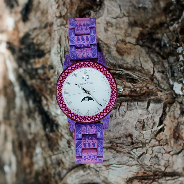 Reloj Alebrije by Tonas Wood Unisex Color Rosa con Morado Kin 