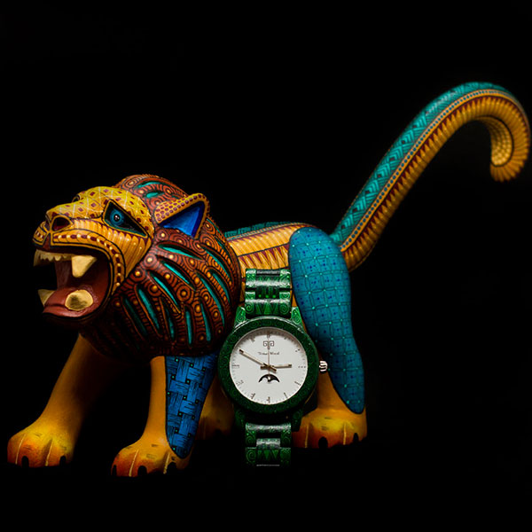 Reloj Alebrije by Tonas Wood Unisex Color Verde Ceiba 