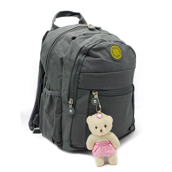 MOCHILA UNISEX-COMPACTA-VERSÁTIL-COLOR GRIS-