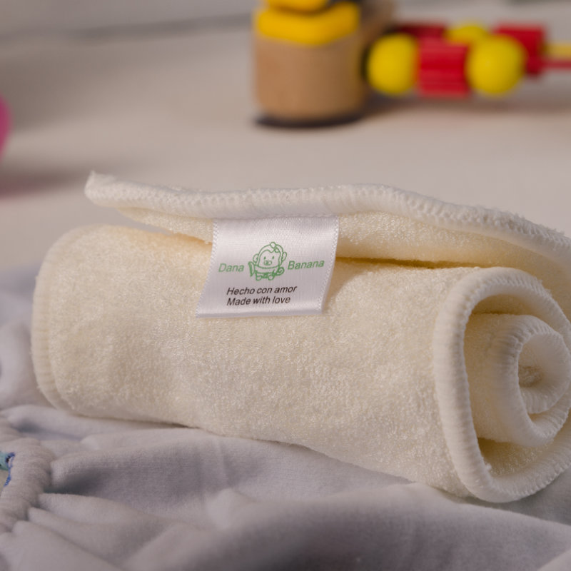 Paquete de 4 Pañales Ecológicos Dana Banana + 4 Insertos de Fibra de Bambú de 4 Capas