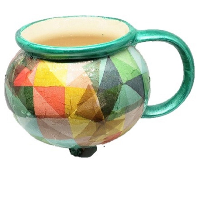 Taza en forma de caldero