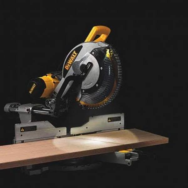 Sierra Inglete Telescopica Dewalt Dws780 Diametro de Disco "12" Potencia 1675 W con Velocidad de la hoja 1900-3800 rpm