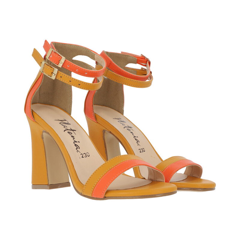 Zapatilla Para Mujer Color Mostaza Con Látigos Ajustables