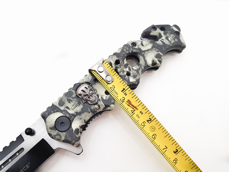Navaja Cuchillo Tactico Militar Calavera Tac Force 809 Gris/Calaveras