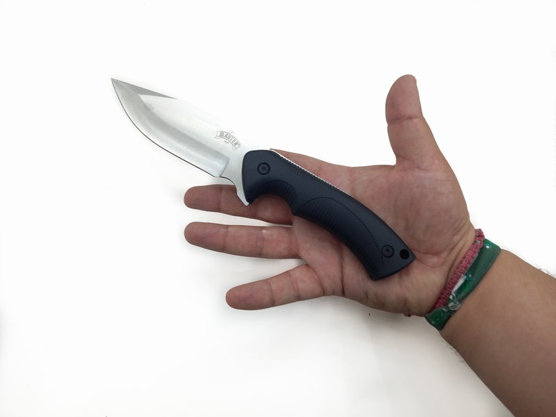 CUCHILLO CON FUNDA RIGIDA MASTER USA 1149 NEGRO / GRIS