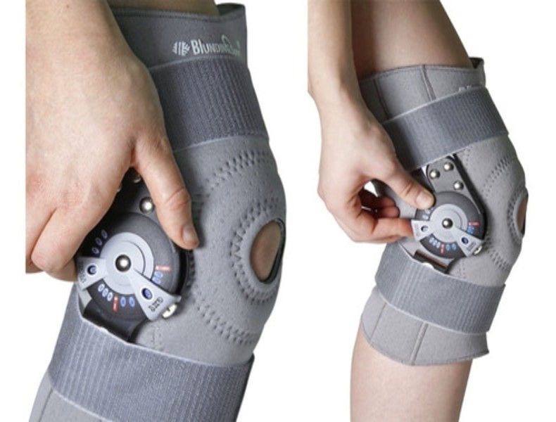 Rodillera Articulada Con Regulación Mecánica  Talla S